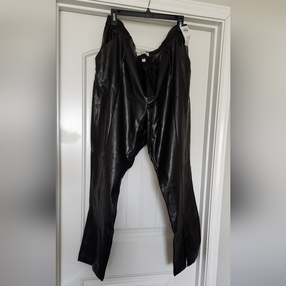Abercrombie & Fitch Womens Faux Leather Black Pants